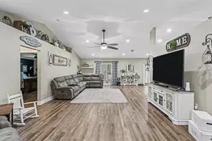 1411 Ashbury Ct, Lakeland, FL 33809 - Photo 11