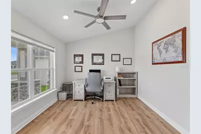 3302 Pearly Drive, Lakeland, FL 33812 - Photo 13