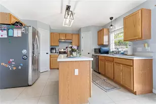 10304 River Bream Dr, Riverview, FL 33569 - Photo 9