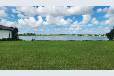 156 Valencia Ridge Drive, Auburndale, FL 33823 - Photo 1