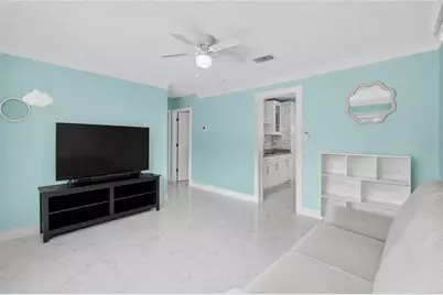 1119 54th Avenue N, Saint Petersburg, FL 33703 - Photo 7