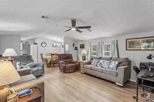 2690 Shiner Dr, Lake Wales, FL 33898 - Photo 5