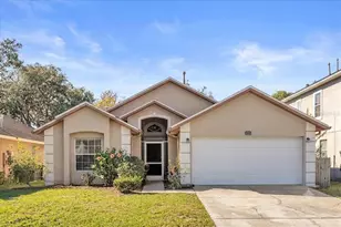 111 Pinewood Dr, Davenport, FL 33896 - Photo 1