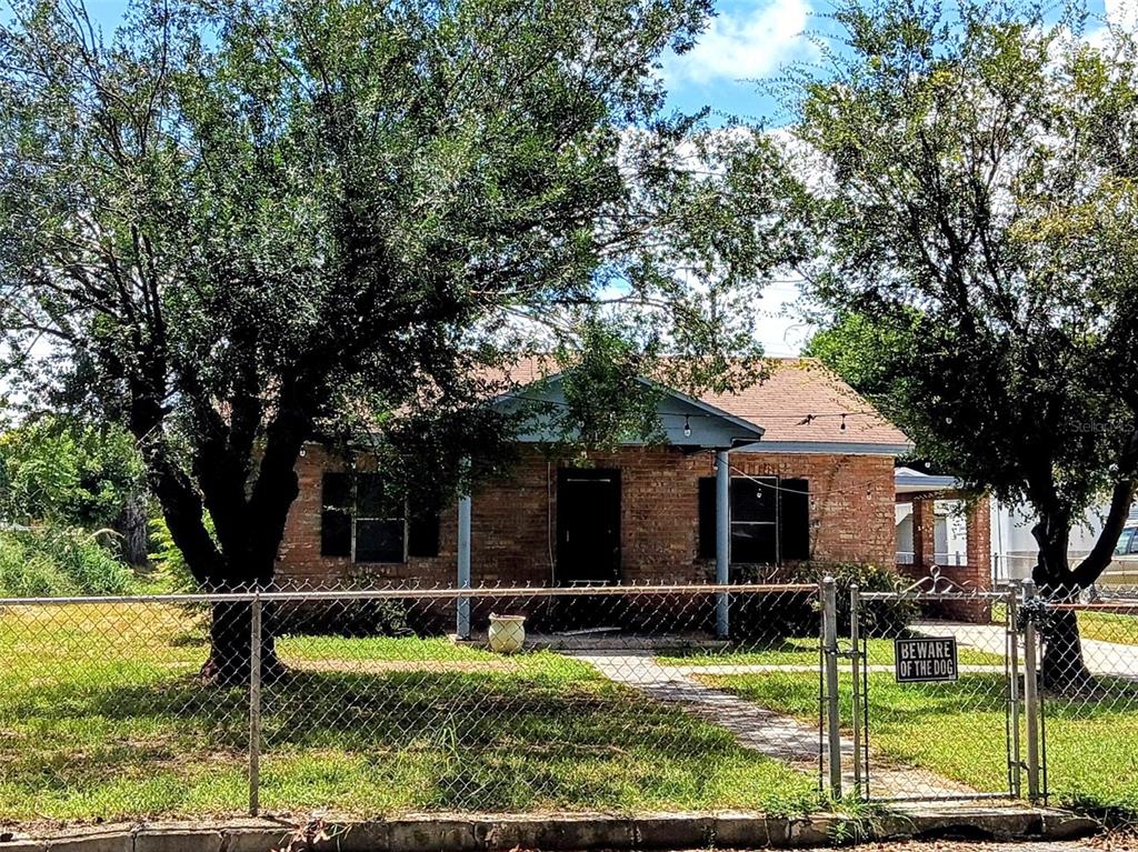 110 Orange Ave - 110 Orange Ave, Winter Haven, FL 33880 Luxury Property | Jose Angel Pina