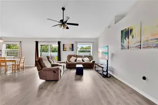 6315 Hampton Pointe Cir, Lakeland, FL 33813 - Photo 7