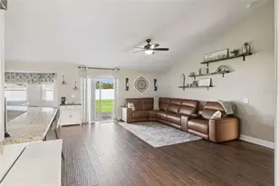 925 Lochland Loop, Bartow, FL 33830 - Photo 5