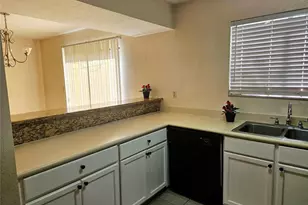 1836 N Crystal Lake Dr, Lakeland, FL 33801 - Photo 7