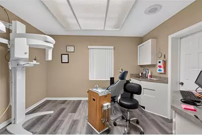 1205 W Baker Street, Plant City, FL 33563 - Photo 17