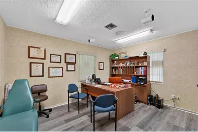 1205 W Baker Street, Plant City, FL 33563 - Photo 11