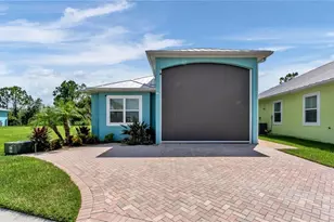 3220 Fish Hawk Dr, Polk City, FL 33868 - Photo 1