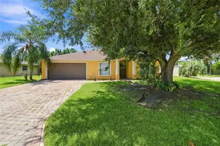 106 Majestic Gardens Ct, Winter Haven, FL 33880 - Photo 1