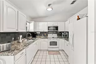 133 Rebecca Dr NE, Winter Haven, FL 33881 - Photo 13