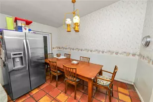 2010 Moss Ct, Dunedin, FL 34698 - Photo 17