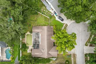2010 Moss Ct, Dunedin, FL 34698 - Photo 47