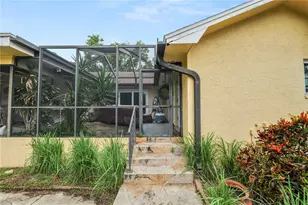 2010 Moss Ct, Dunedin, FL 34698 - Photo 41