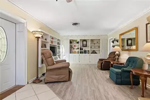 4211 Forest Hills Dr, Lakeland, FL 33813 - Photo 11