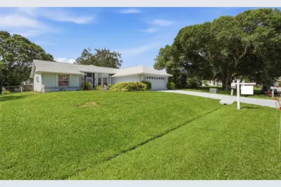 881 Foster Avenue, Sebastian, FL 32958 - Photo 3
