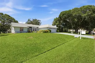 881 Foster Ave, Sebastian, FL 32958 - Photo 3