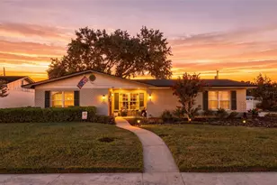 1421 Ellison Ln, Lakeland, FL 33801 - Photo 1