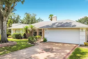 218 Glenridge Loop N, Lakeland, FL 33809 - Photo 1