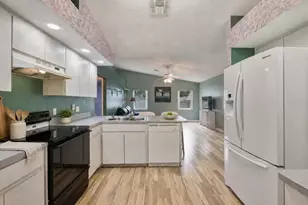 1660 Gamewell Trail, Lakeland, FL 33809 - Photo 5