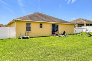 8230 Woodvine Cir, Lakeland, FL 33810 - Photo 45