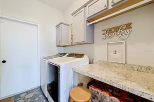 8230 Woodvine Cir, Lakeland, FL 33810 - Photo 41