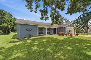 13010 Pebble Beach Cir, Hudson, FL 34667 - Photo 7