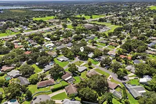 2021 Charnes Dr, Lakeland, FL 33813 - Photo 9