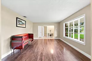2021 Charnes Dr, Lakeland, FL 33813 - Photo 17