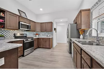 5977 Pheil Path, The Villages, FL 32163 - Photo 11
