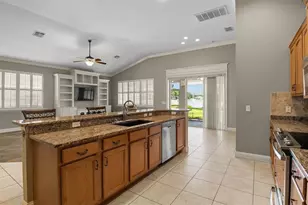 8281 Lake James Dr, Lakeland, FL 33810 - Photo 11