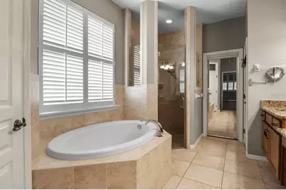 8281 Lake James Drive, Lakeland, FL 33810 - Photo 25
