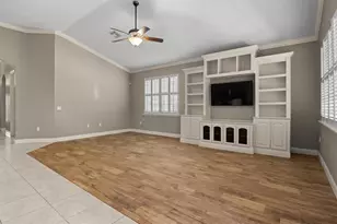 8281 Lake James Dr, Lakeland, FL 33810 - Photo 3