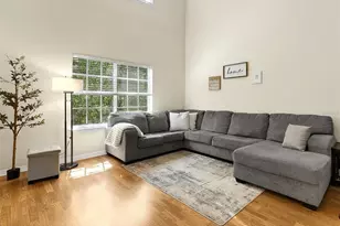 9872 Meadow Field Cir, Tampa, FL 33626 - Photo 3