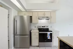 734 Lamp Post Ln, Lakeland, FL 33809 - Photo 9