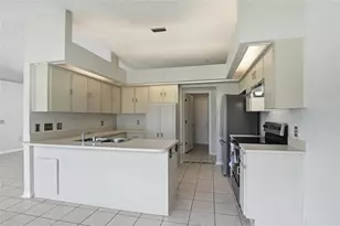 734 Lamp Post Ln, Lakeland, FL 33809 - Photo 7