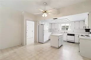 3433 Glen Abbey Ln, Lakeland, FL 33810 - Photo 7
