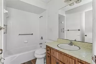1050 Bearcreek Dr, Bartow, FL 33830 - Photo 23