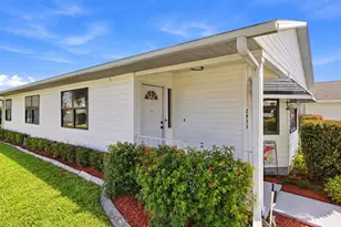 2033 Long Boat Dr, Lakeland, FL 33810 - Photo 5