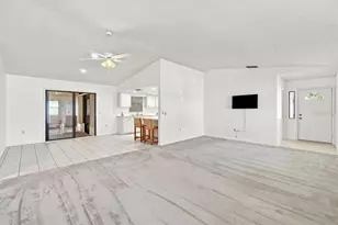 2033 Long Boat Dr, Lakeland, FL 33810 - Photo 13