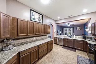 1236 Evergreen Park Cir, Lakeland, FL 33813 - Photo 13