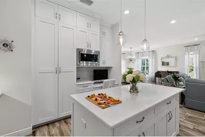 652 Kenneth Way, Tarpon Springs, FL 34689 - Photo 21
