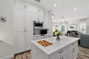 652 Kenneth Way, Tarpon Springs, FL 34689 - Photo 21