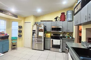 3931 Buttonbush Cir, Lakeland, FL 33811 - Photo 11