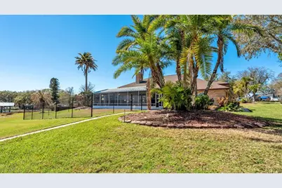 122 W Juliana Way, Auburndale, FL 33823 - Photo 9