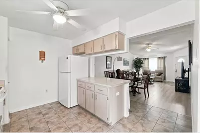 1837 Prairie Dunes Circle S, Lakeland, FL 33810 - Photo 9