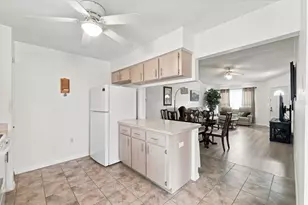 1837 Prairie Dunes Cir S, Lakeland, FL 33810 - Photo 9