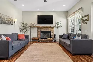 36431 Florrie Mae Ln, Dade City, FL 33523 - Photo 7
