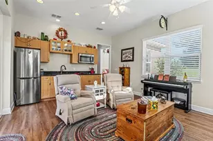 36431 Florrie Mae Ln, Dade City, FL 33523 - Photo 41